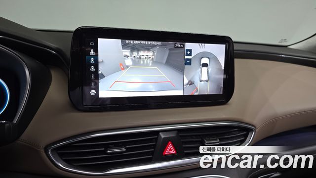 2020 Hyundai Santafe Diesel 2.2 2WD, photograph 3