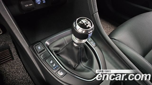2018 Hyundai Veloster 2.0 N, photograph 4