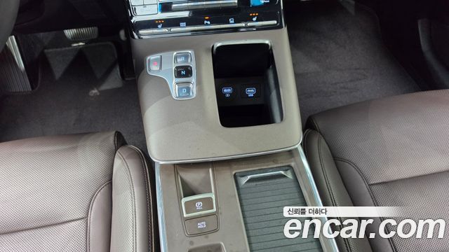 2020 Hyundai Grandeur 2.5, photograph 3