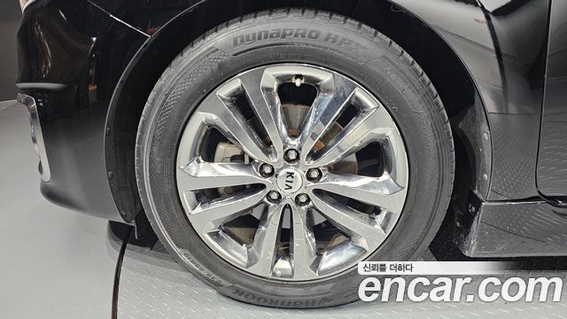 2016 Kia Canival Gasoline 9-seater Hi-Limousine, photograph 9