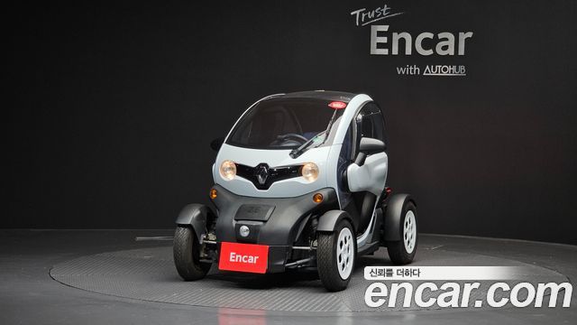 2020 Renault-KoreaSamsung Twizy Life(2-Seater), photograph 12