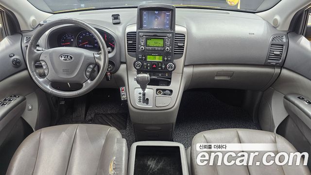 2014 Kia Canival School Bus, photograph 8