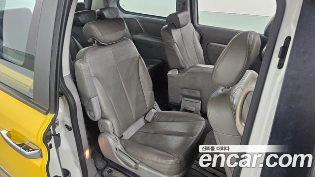 2014 Kia Canival School Bus, photograph 6