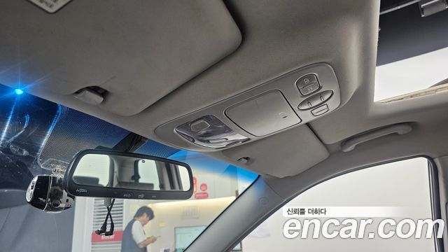 2014 Kia Canival School Bus, photograph 4