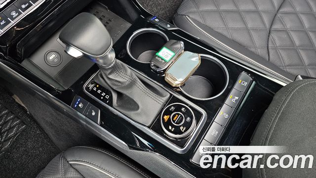 2024 Kia Mohave Diesel 3.0 4WD 6-Seater, photograph 10