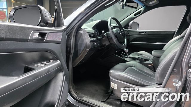 2022 KG_Mobility_Ssangyong Rexton Diesel 2.2 2WD, photograph 4