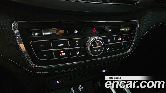 2022 KG_Mobility_Ssangyong Rexton Diesel 2.2 2WD, photograph 11