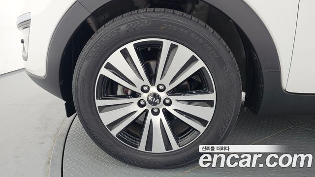2014 Kia Sportage Diesel 2WD Prestige, photograph 5