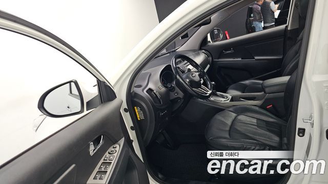 2014 Kia Sportage Diesel 2WD Prestige, photograph 9