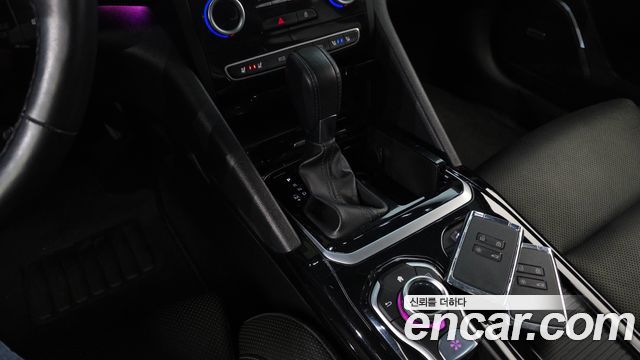 2017 Renault-KoreaSamsung SM6 2.0 GDe RE, photograph 12