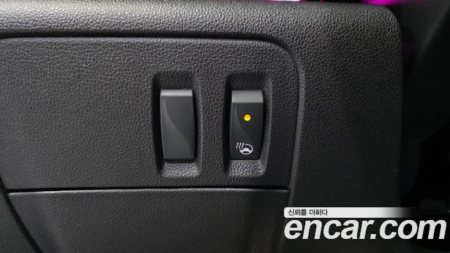 2017 Renault-KoreaSamsung SM6 2.0 GDe RE, photograph 9