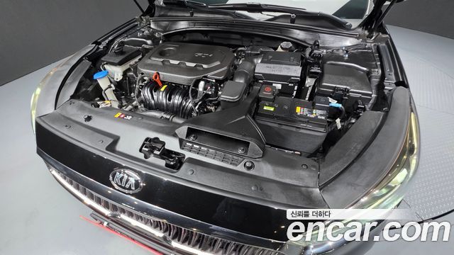 2017 Kia K7 2.4 GDI Limited, photograph 4