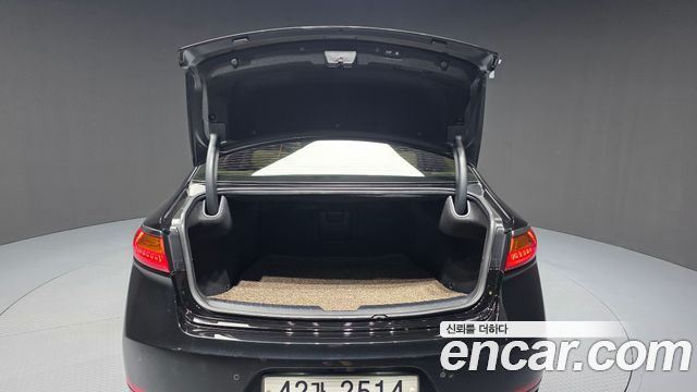 2017 Kia K7 2.4 GDI Limited, photograph 1