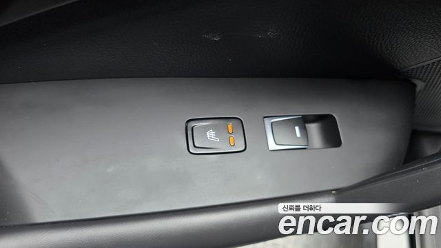2016 Hyundai Grandeur HG240 Modern Collection, photograph 8