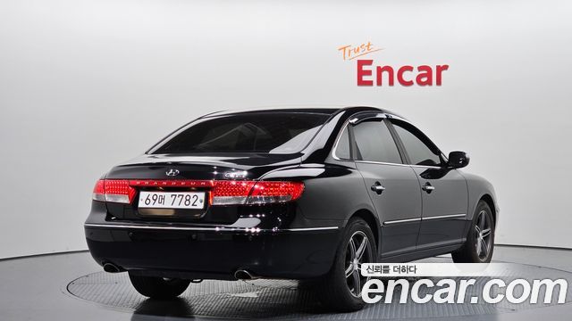 2008 Hyundai Grandeur Q270 Luxury, photograph 12