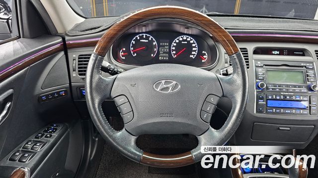 2008 Hyundai Grandeur Q270 Luxury, photograph 9