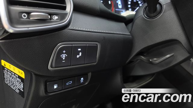 2017 Hyundai Grandeur 2.2 Diesel Premium, photograph 9