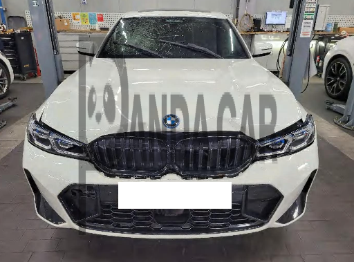 2023 BMW 330e, photograph 1
