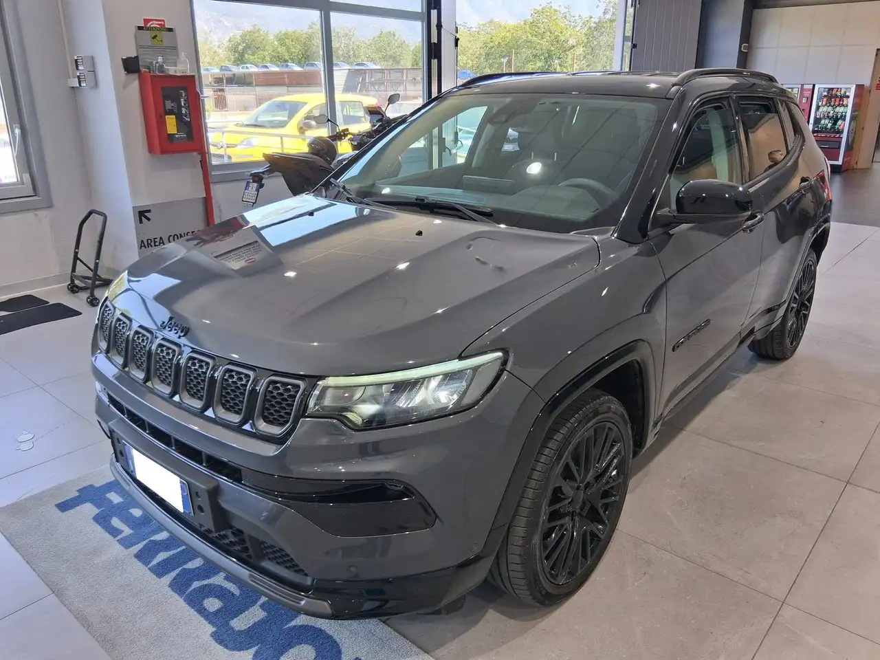 Jeep Compass Compass 1.5 turbo t4 mhev S 2wd 130cv dct — photo 1 of 15
