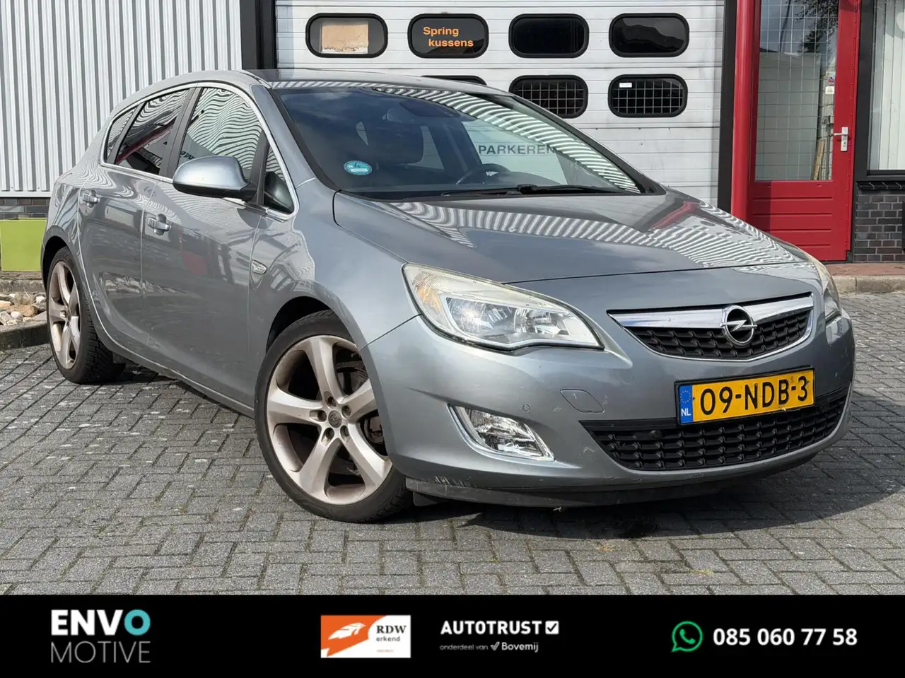 Opel Astra 1.6 Sport, leder interieur, stoelverwarming — photo 1 of 11