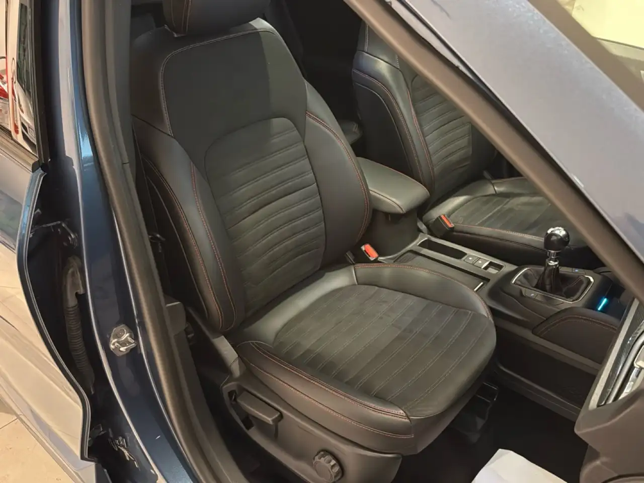 2020 Ford Kuga 1.5 EcoBoost 150cv 2WD ST-Line X Tetto FariLED 18”, photograph 5