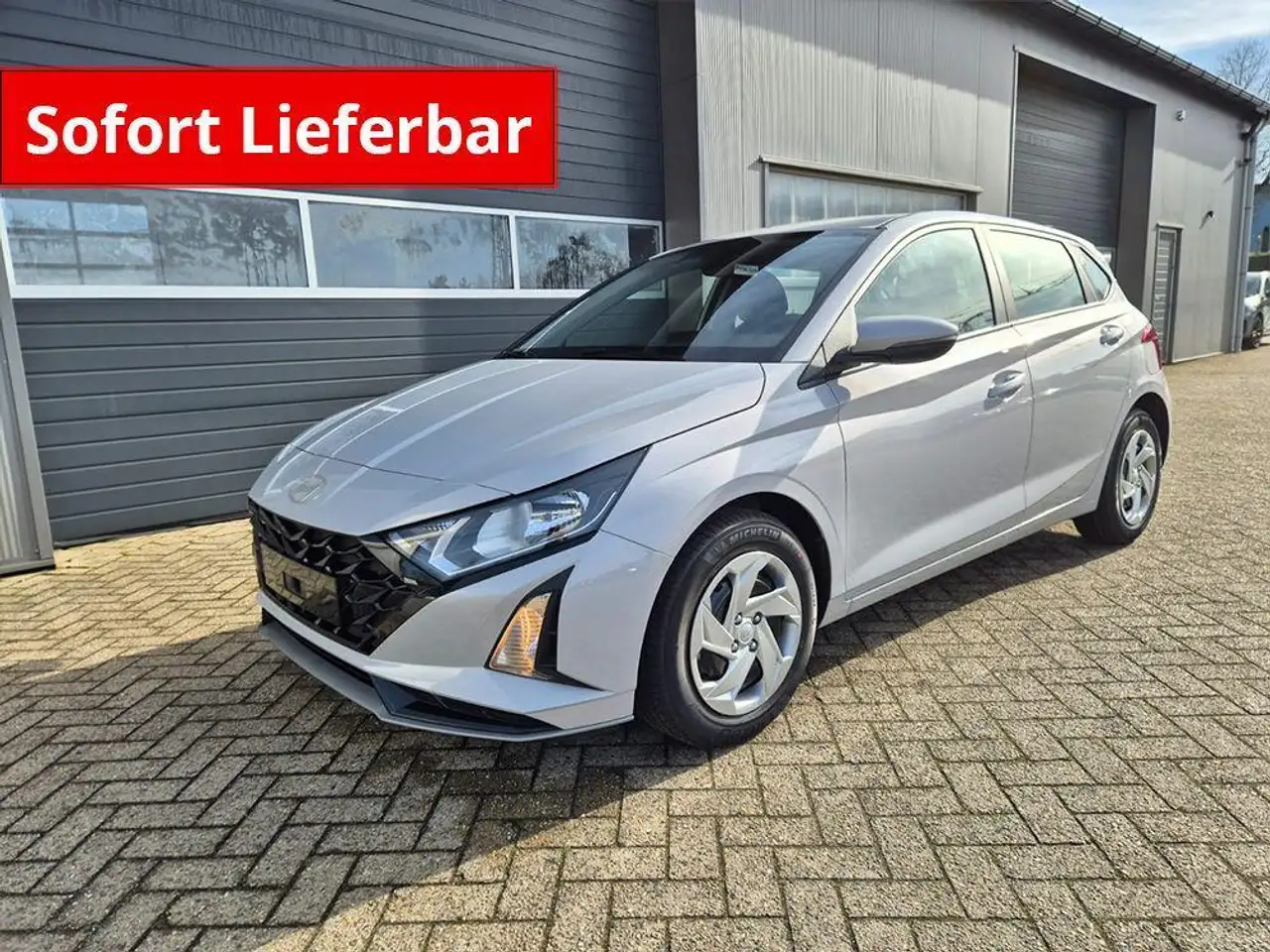 Hyundai i20 1.0 T-GDI 90PS Automatik 5-Türer Sitzheizung Le... — photo 1 of 23
