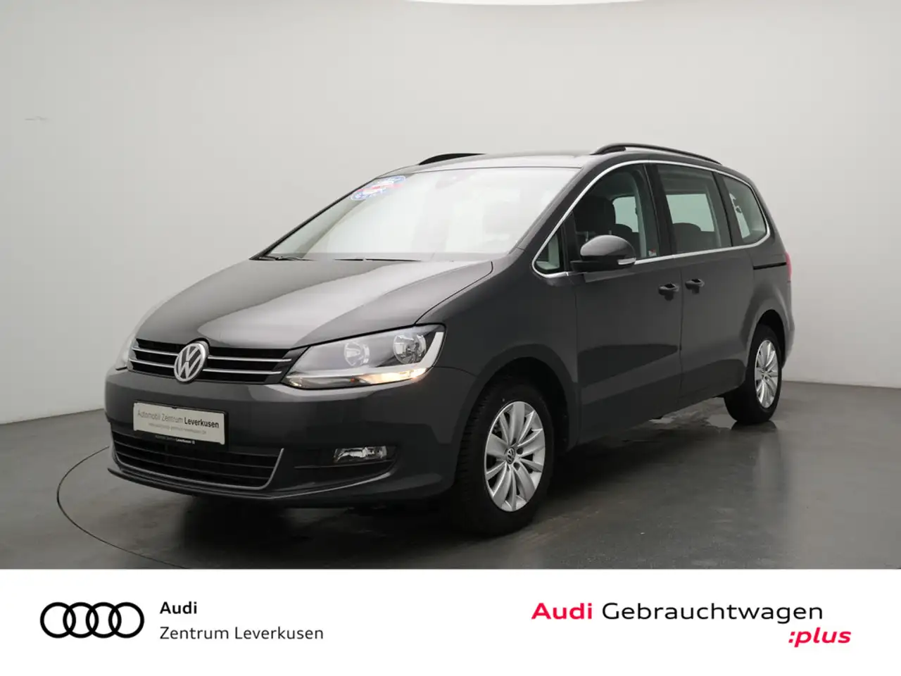 Volkswagen Sharan Comfortline 7-SITZER NAVI SHZ PDC — photo 1 of 14