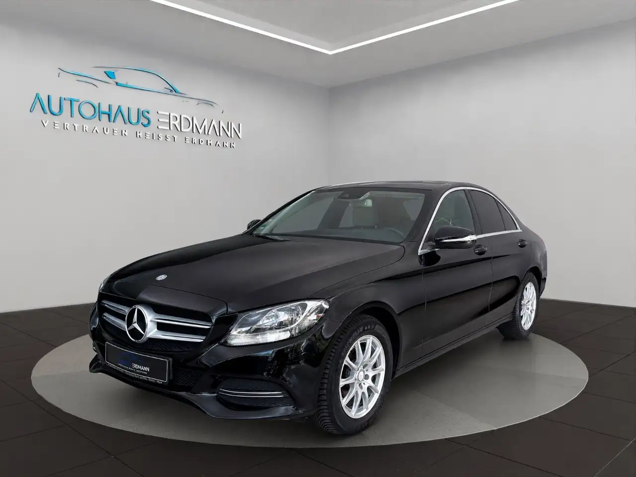 Mercedes-Benz C 200 CGI*Tüv=7.2028 !*Autom.Navi*Teil-Leder — photo 1 of 26