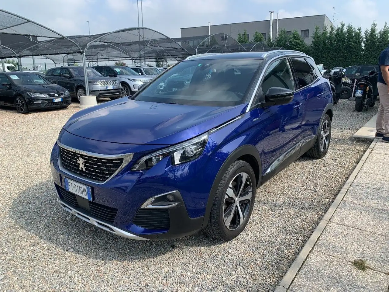 Peugeot 3008 BlueHDi 130 S&S EAT8 GT Line — photo 1 of 15