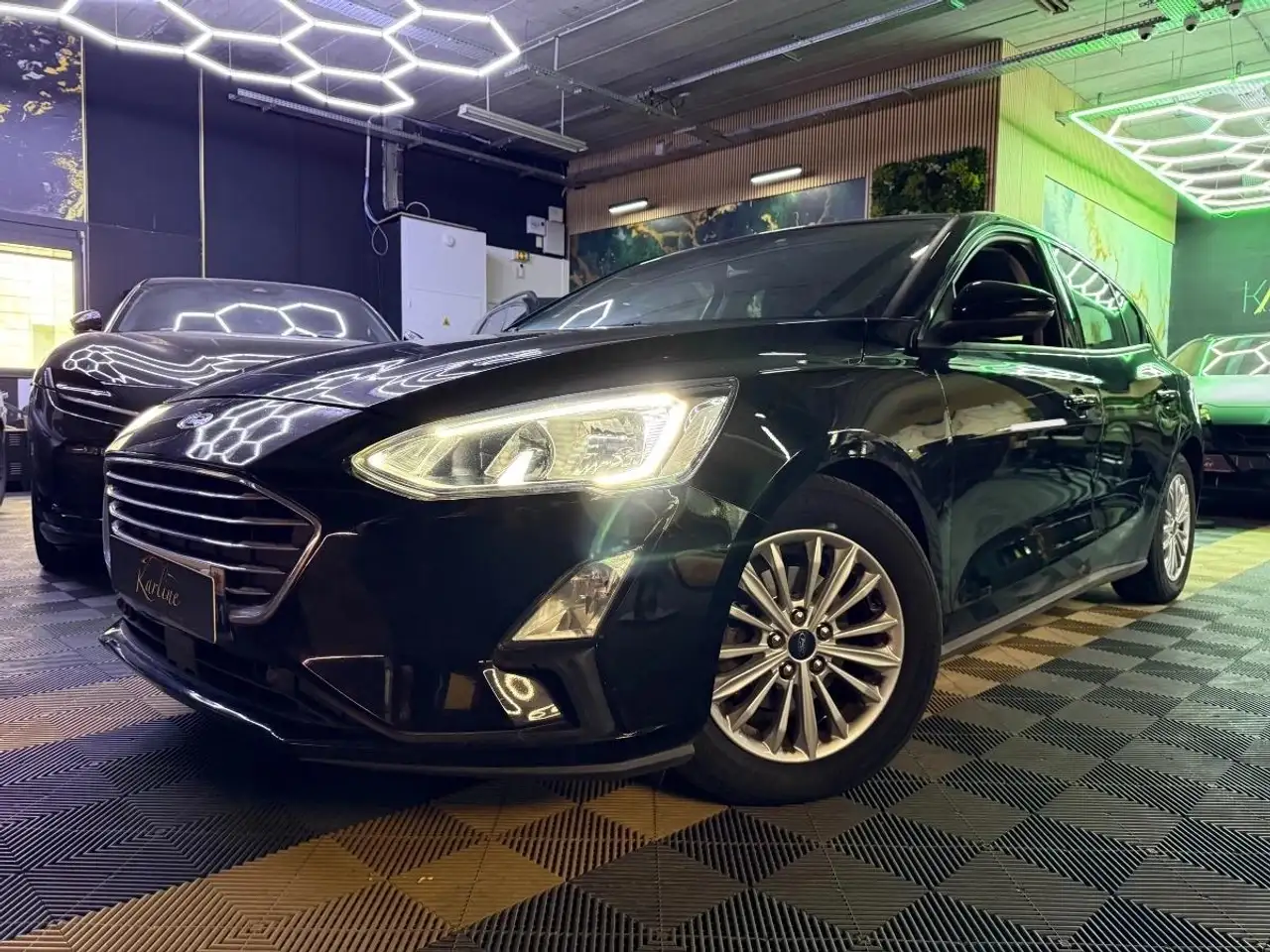 Ford Focus 1.5 ECOBLUE 120 cv TITANIUM BVA8 START-STOP I CARPLAY - COURROIE CHANGÉ - RADAR AV/AR — photo 1 of 40