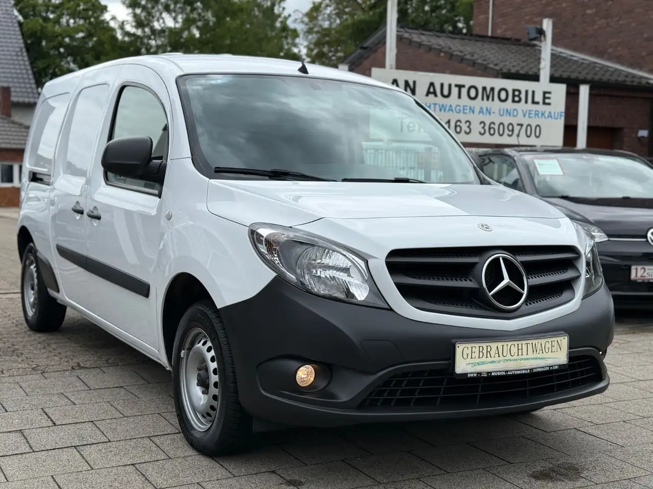 Mercedes-Benz Citan Kasten CDI Extralang *Klima*Navi*1.Hand* — photo 1 of 28