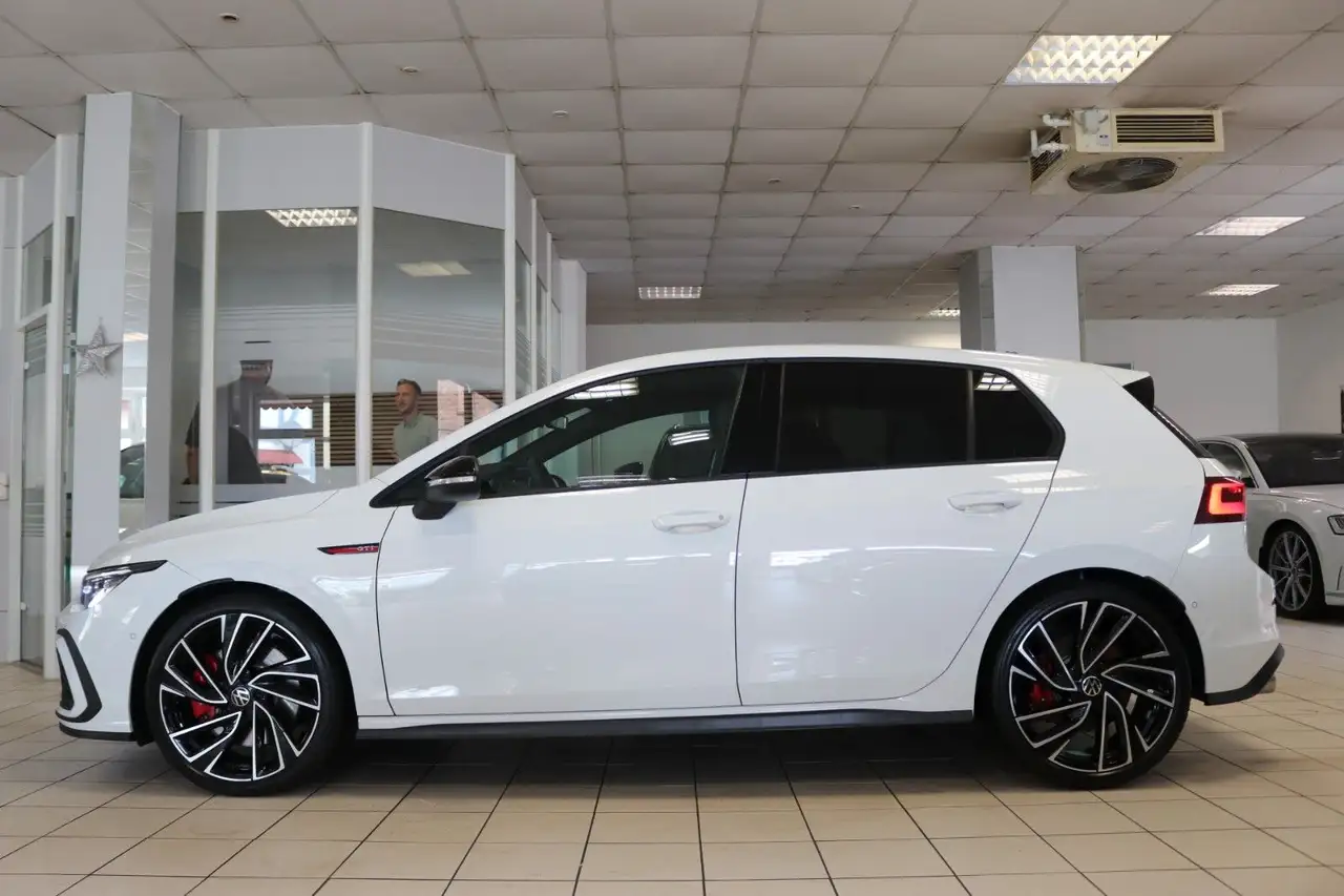2022 Volkswagen Golf VIII GTI Black Style AHK Pano Matrix H&K, photograph 11