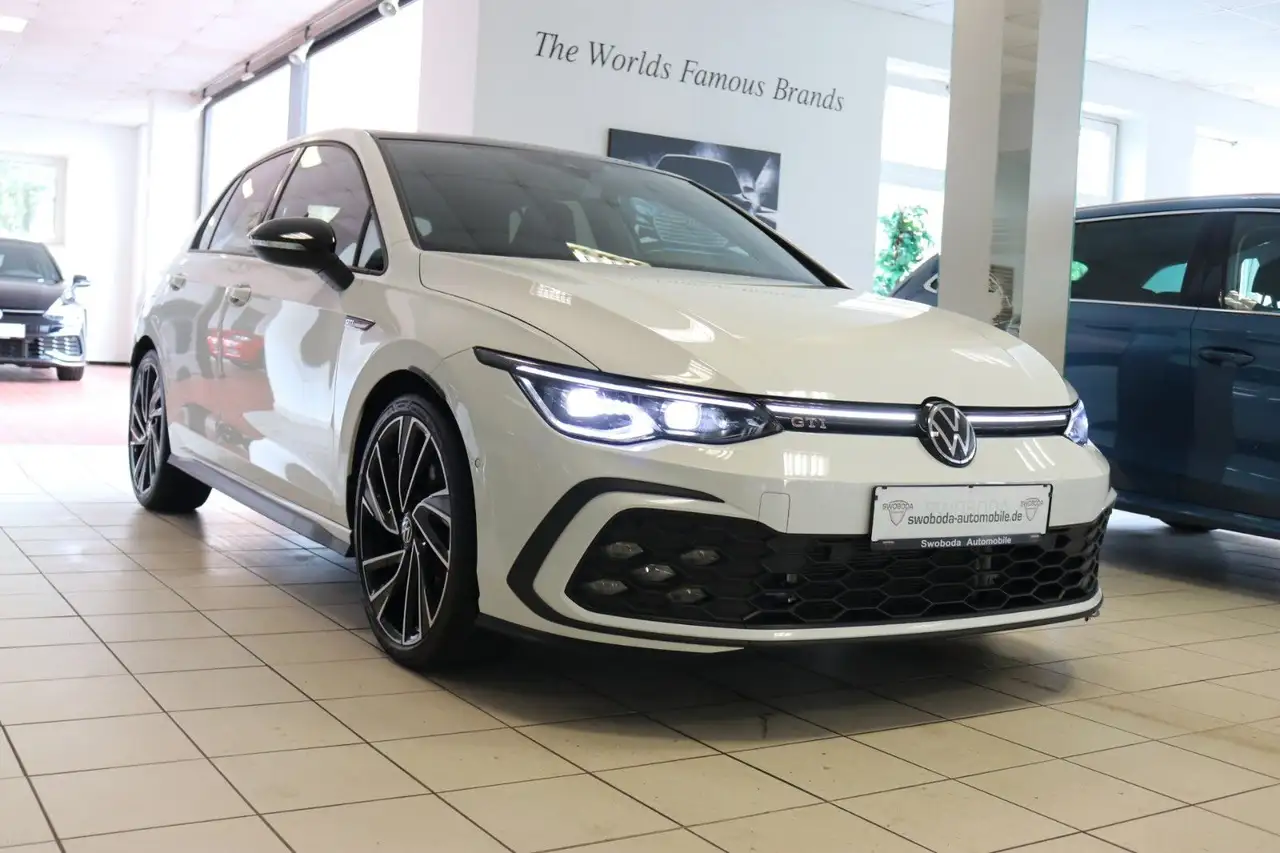 2022 Volkswagen Golf VIII GTI Black Style AHK Pano Matrix H&K, photograph 12