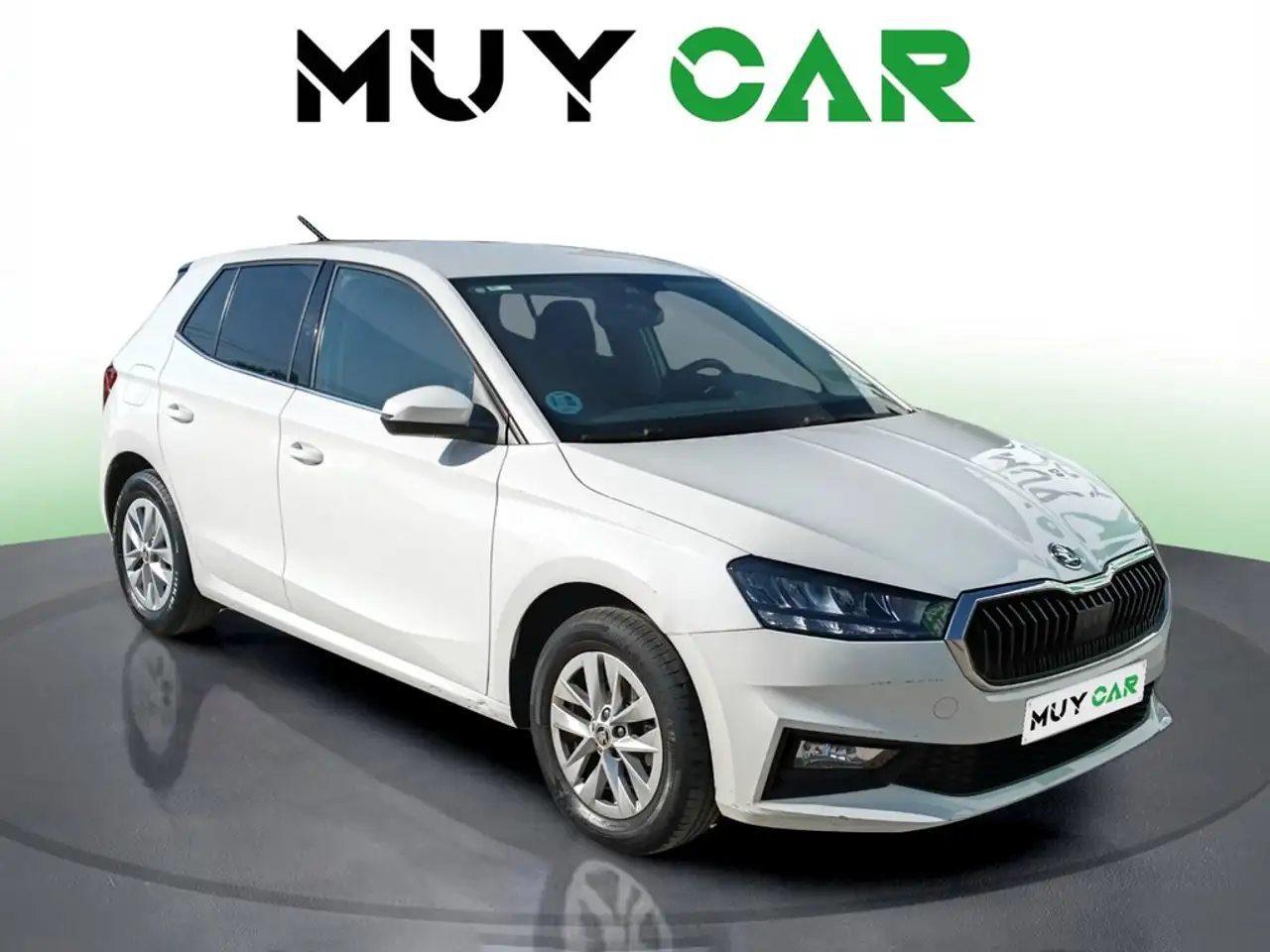 Skoda Fabia 1.0 TSI Selection 70kW — photo 1 of 18