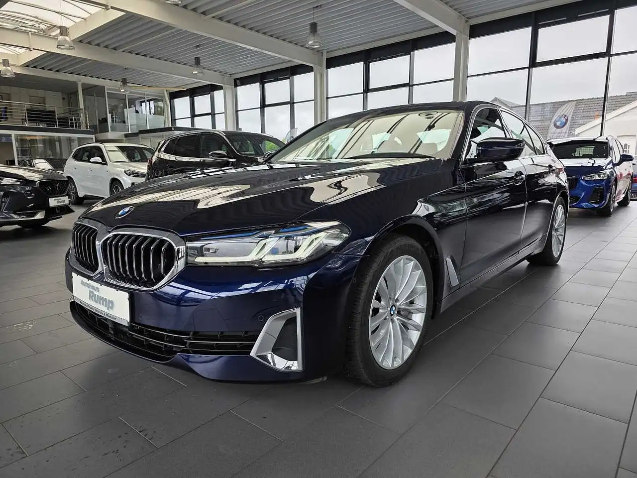 BMW 530 d xDrive Aut. Drive.Prof./Std.hz./HUD/AHK/GSD — photo 1 of 15