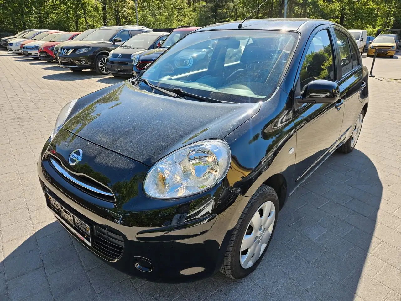 Nissan Micra Acenta — photo 1 of 15