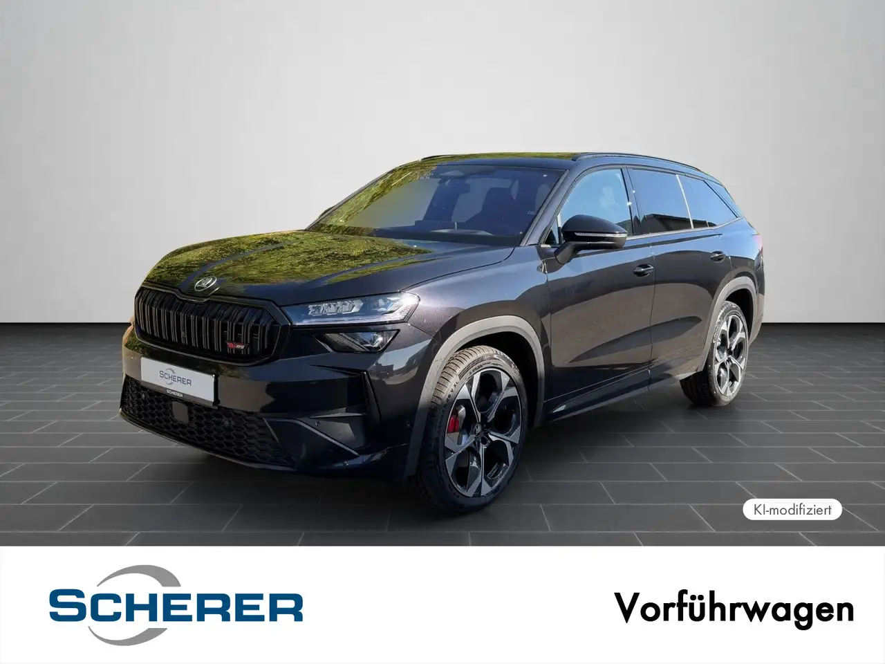 Skoda Kodiaq RS 2.0TSI DSG 4x4 Pano AHK Navi — photo 1 of 15
