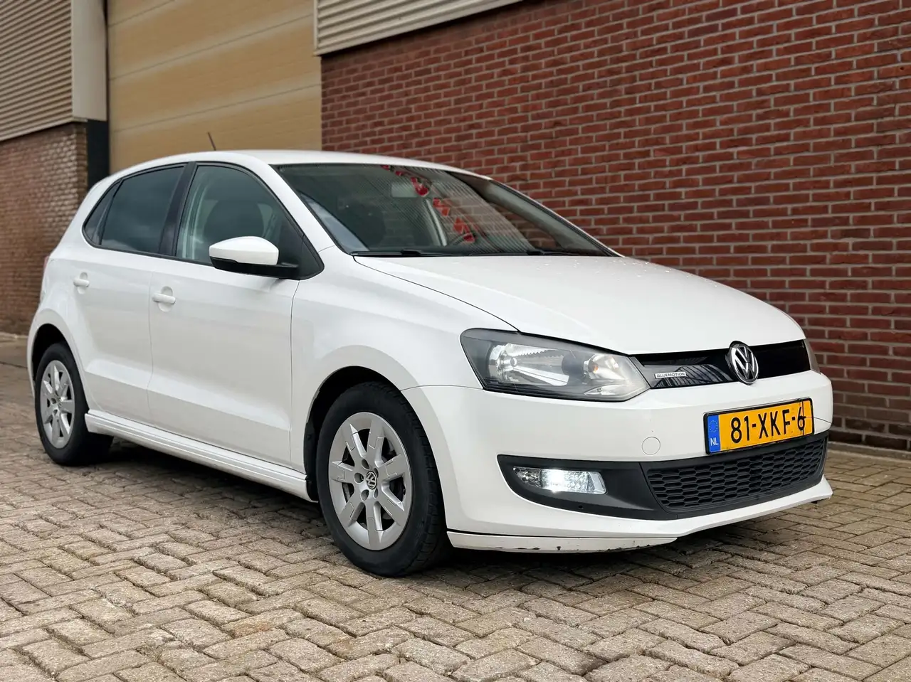Volkswagen Polo 1.2 TDI Blue Motion 87g — photo 1 of 20