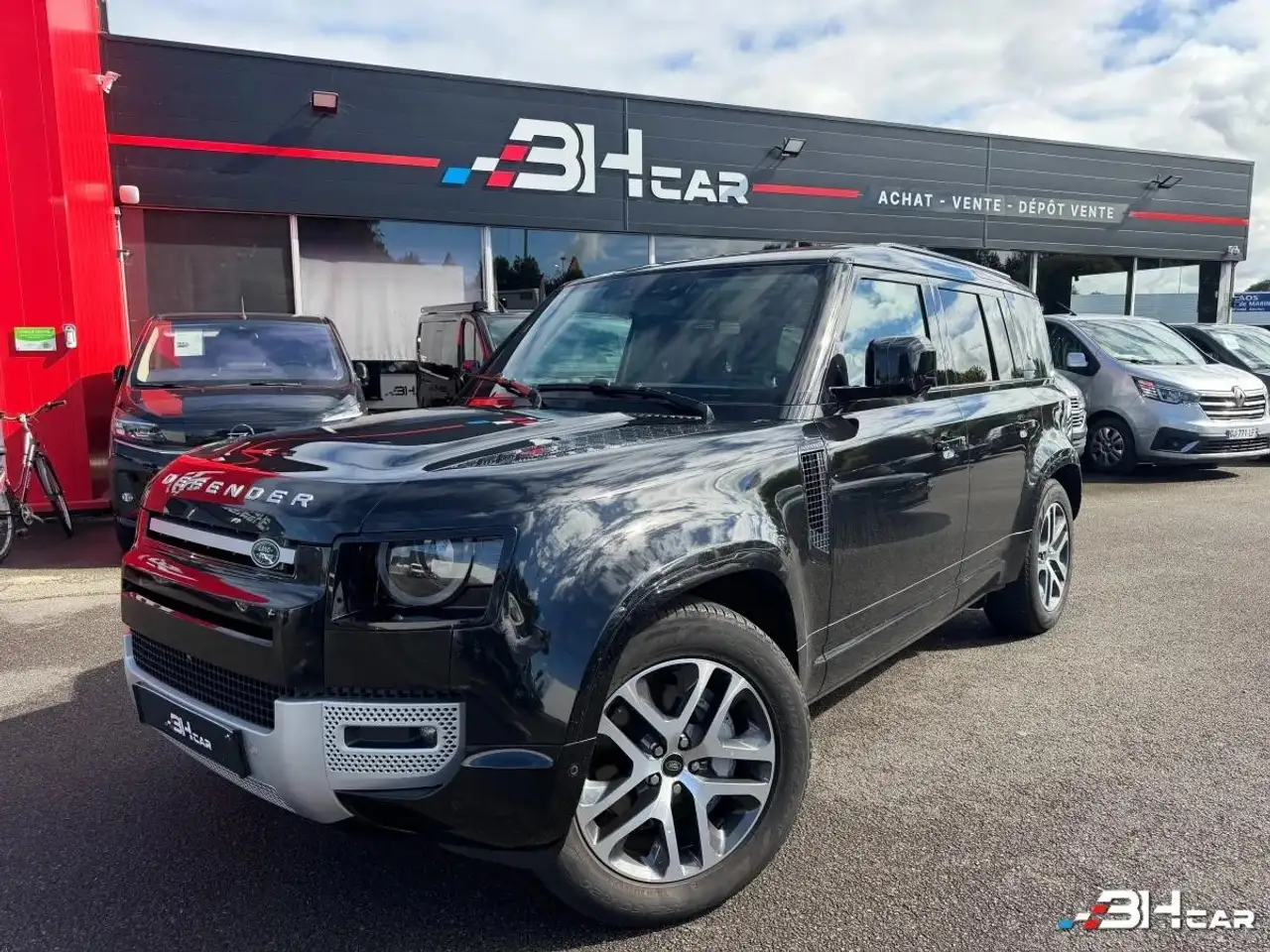 Land Rover Defender 110 2.0 P400e XS Edition — photo 1 of 21