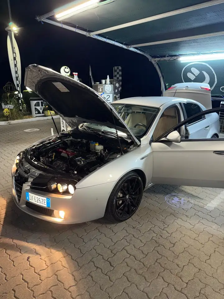 Alfa Romeo 159 1.8 Progression 140cv — photo 1 of 15