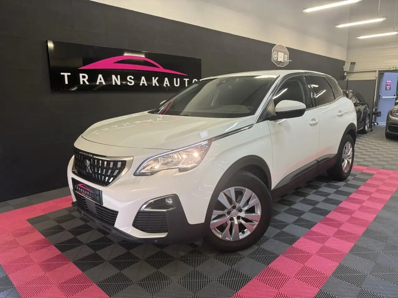 Peugeot 3008 II 1.5 Blue Hdi 130ch S EAT8 Active Suivi Complet Apple CarPlay — photo 1 of 40