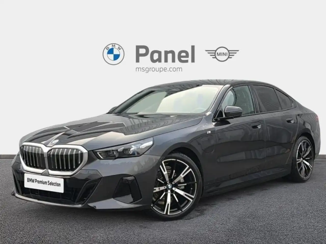 BMW 530 530e 299ch M Sport — photo 1 of 20