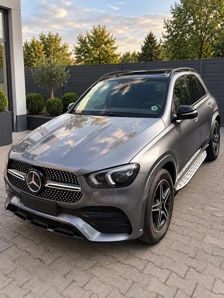 Mercedes-Benz GLE 300 GLE 300 d 4Matic (167.119) — photo 1 of 11