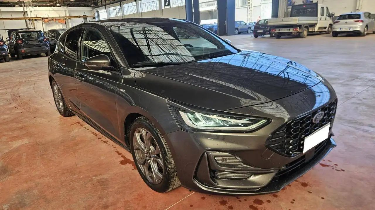 Ford Focus 5p ST-Line 1.0T EcoBoost Hybrid 155 CV Powershift 7M — photo 1 of 15