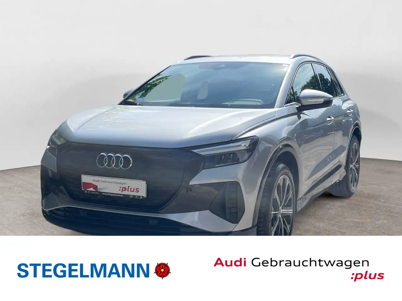Audi Q4 e-tron 40 advanced*schwarzpaket*AHK* — photo 1 of 18