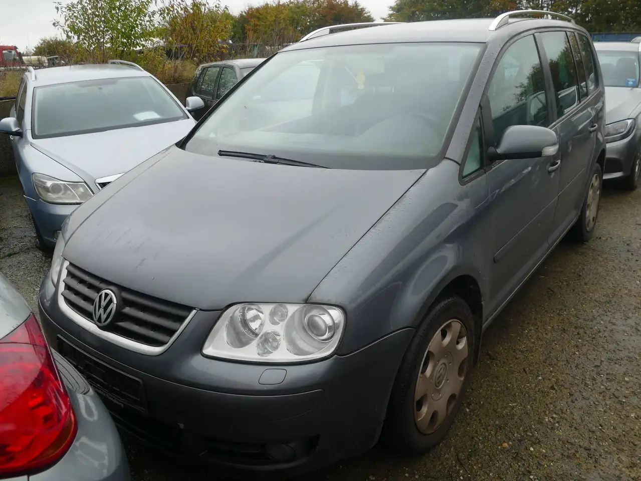 Volkswagen Touran 2.0 TDI DSG Highline Klimaaut Xenon HU/AU 12/2024 — photo 1 of 23