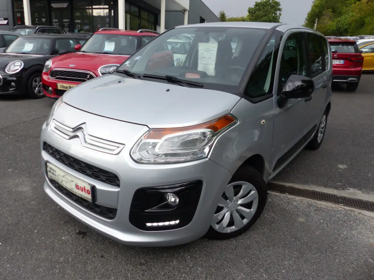 Citroen C3 Picasso PURETECH 110 CONFORT — photo 1 of 20