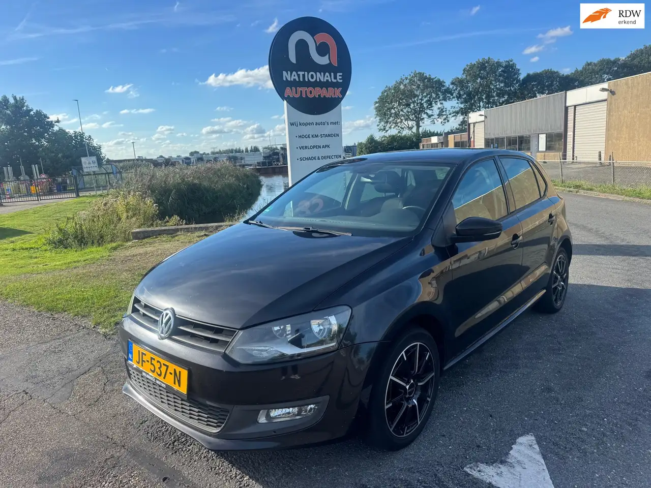 Volkswagen Polo | 2011 | 1.6 TDI Trendline | 90 pk | AIRCO | APK 2 — photo 1 of 17