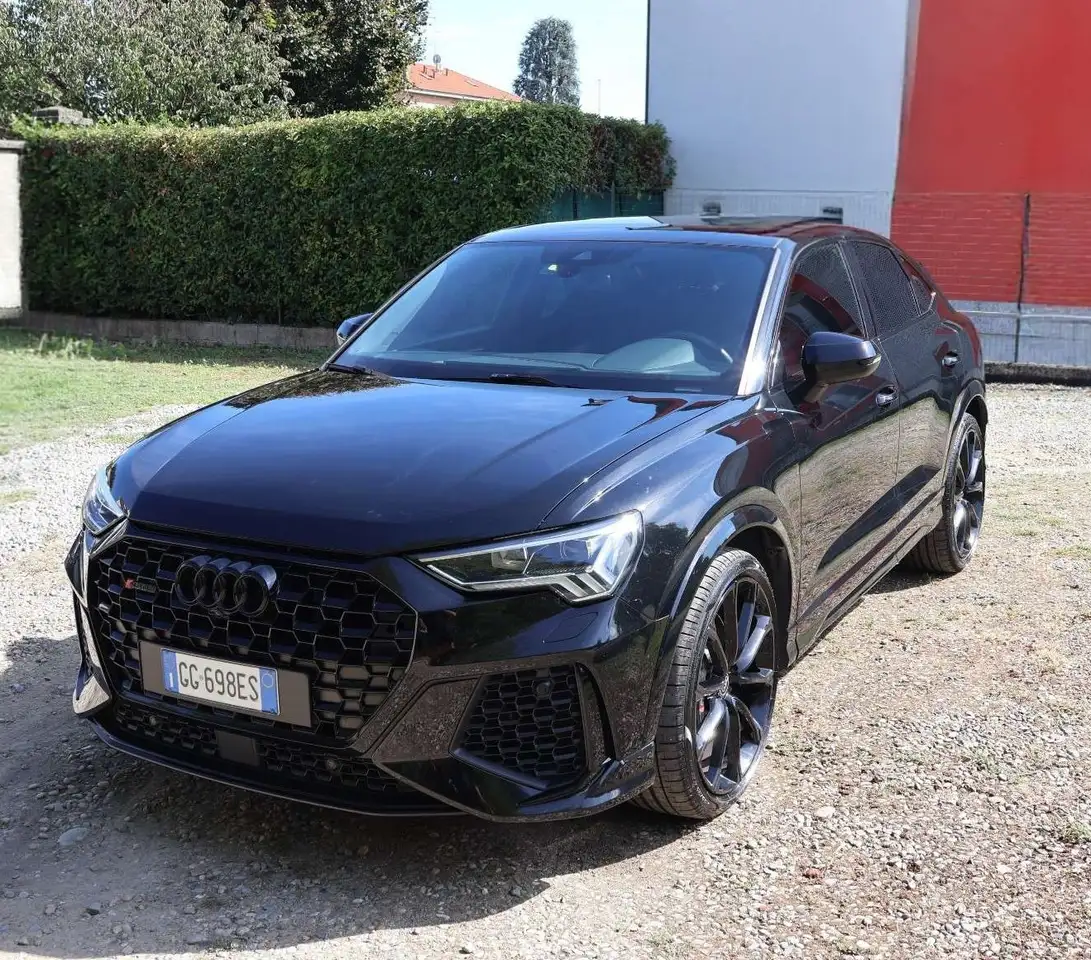 Audi RS Q3 Sportback 2.5 quattro s-tronic — photo 1 of 15