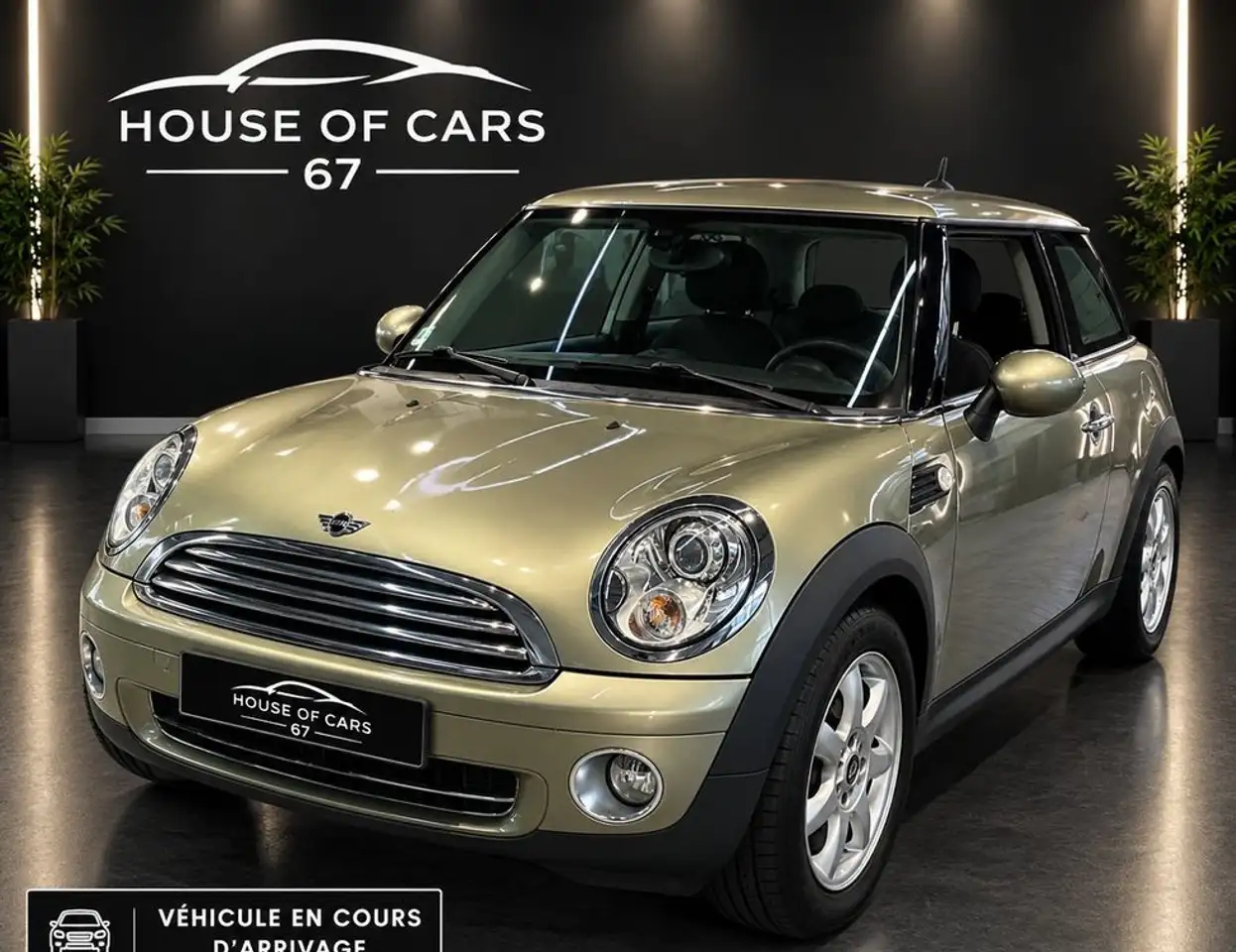 MINI Cooper 1,6 120Ch — photo 1 of 2